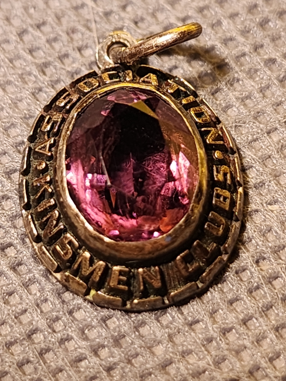 Kinsmen Sterling Silver Vintage Pink Crystal Oval Pendant.